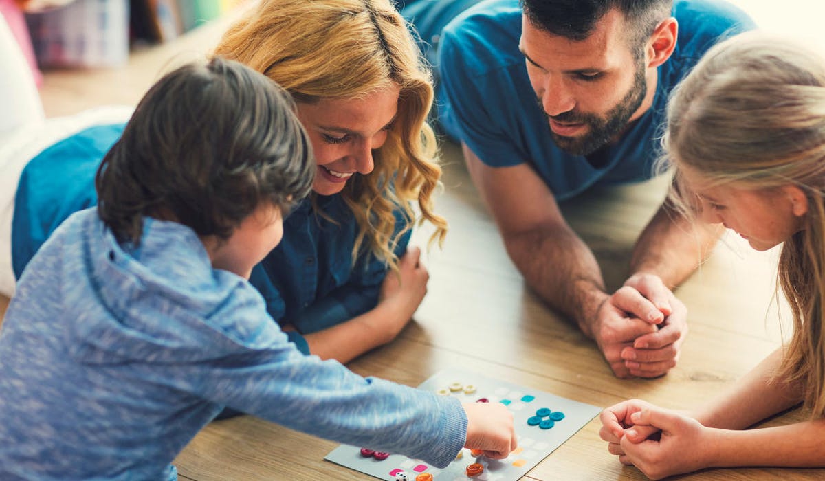 Enfants parents jouet en bois